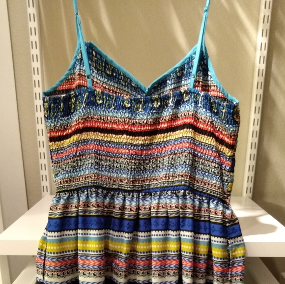 Short dress - Picture 4 of 6